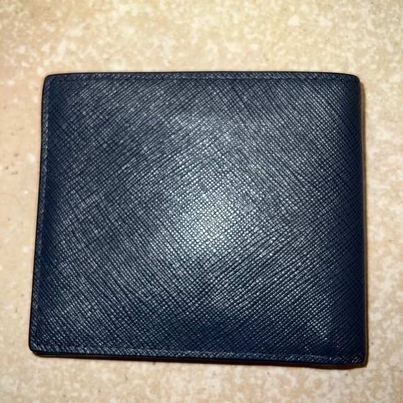 Prada Men’s Bifold Saffiano Leather Wallet - Picture 3 of 5